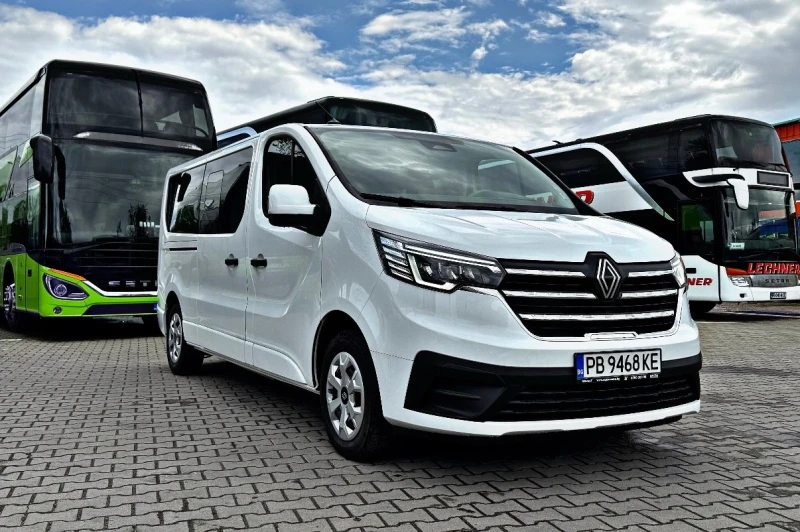 Renault Trafic 800km!2 БРОЯ НАЛИЧНИ!АВТОМАТ!CARPLAY!ТЕГЛИЧ!, снимка 7 - Бусове и автобуси - 52208176
