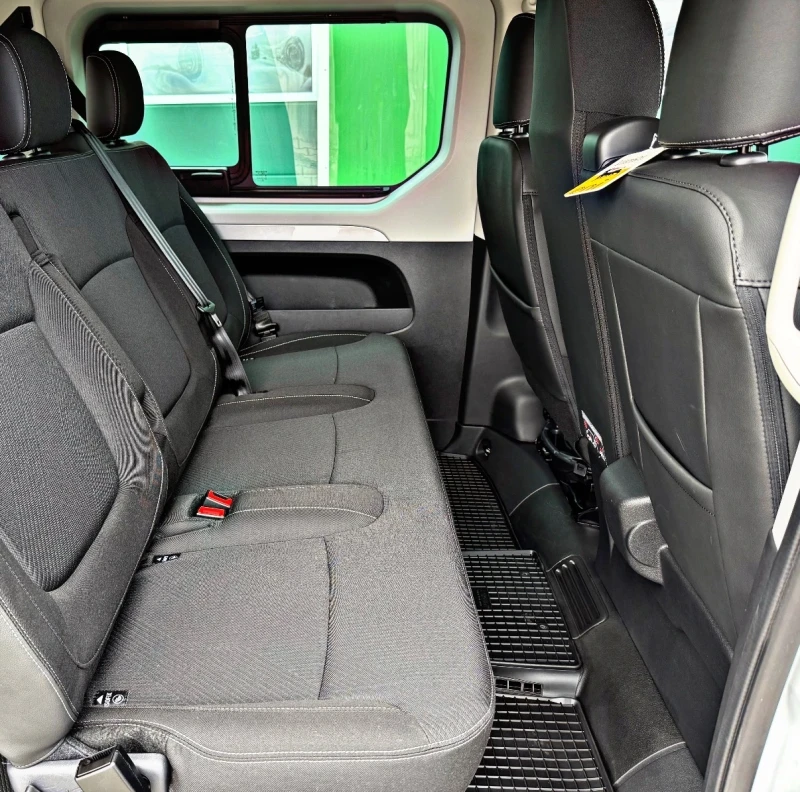 Renault Trafic 800km!2 БРОЯ НАЛИЧНИ!АВТОМАТ!CARPLAY!ТЕГЛИЧ!, снимка 15 - Бусове и автобуси - 52208176