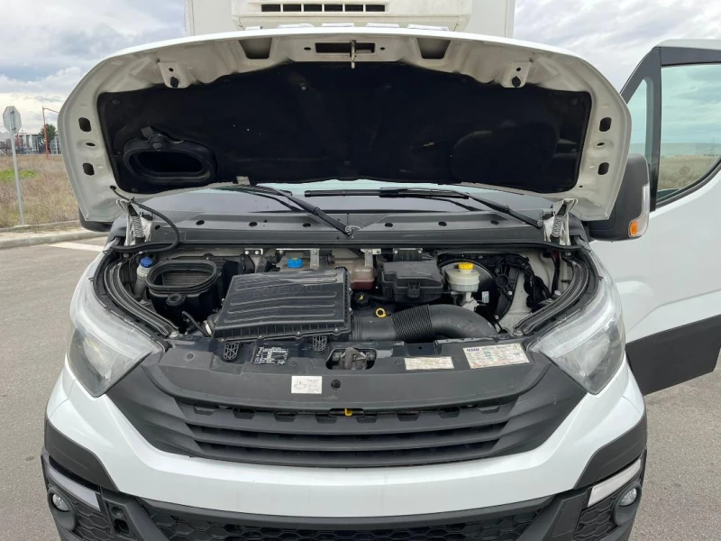 Iveco Daily 35C16 3.5Т Thermo King Max* 3.80M ПЕРФЕКТЕН, снимка 12 - Бусове и автобуси - 53244308