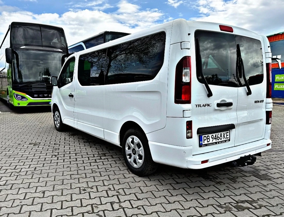 Renault Trafic 800km!2 БРОЯ НАЛИЧНИ!АВТОМАТ!CARPLAY!ТЕГЛИЧ! - изображение 5
