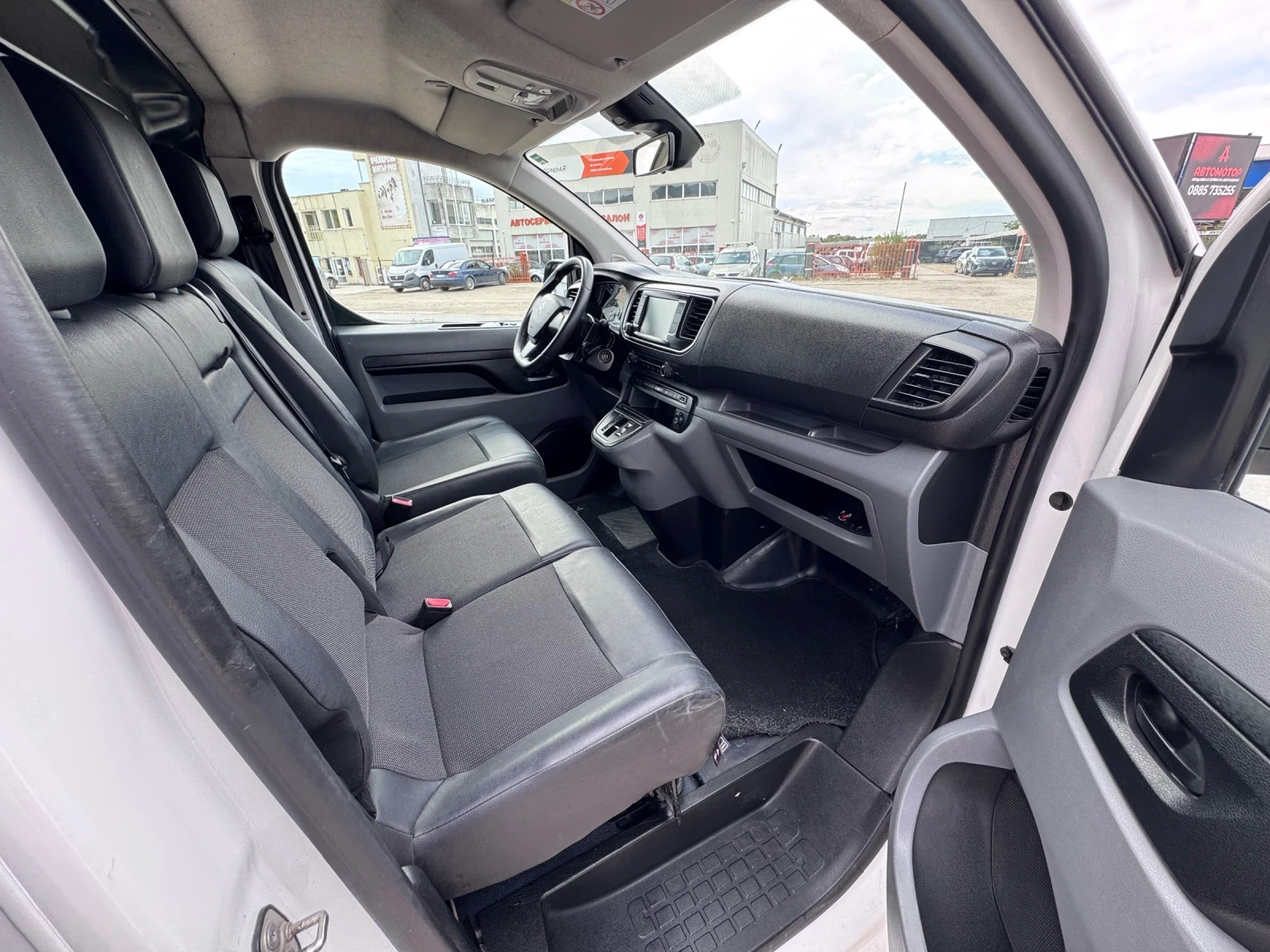 Citroen Jumpy 75 KWh, снимка 13 - Бусове и автобуси - 56192995