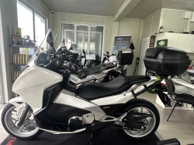 Honda Integra 700i ABS 08.2012г., снимка 14
