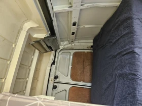 Кемпер Renault Burstner, снимка 12