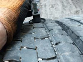 Гуми, снимка 4