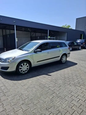 Обява за продажба на Opel Astra 1.9 автоматик Евро 4 !!! ~3 700 лв. - изображение 1