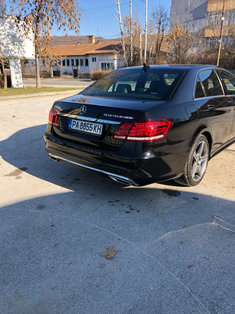 Mercedes-Benz E 300, снимка 3 - Автомобили и джипове - 47593036