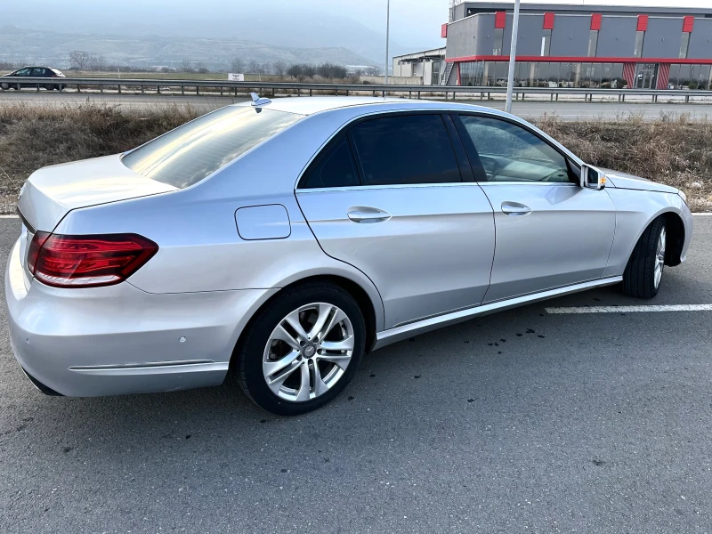 Mercedes-Benz E 220 CDI, снимка 5 - Автомобили и джипове - 48443864