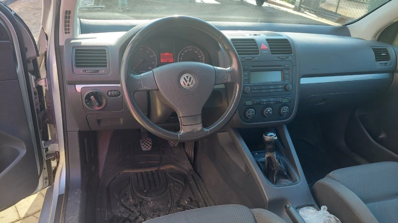 VW Golf, снимка 6 - Автомобили и джипове - 48603314