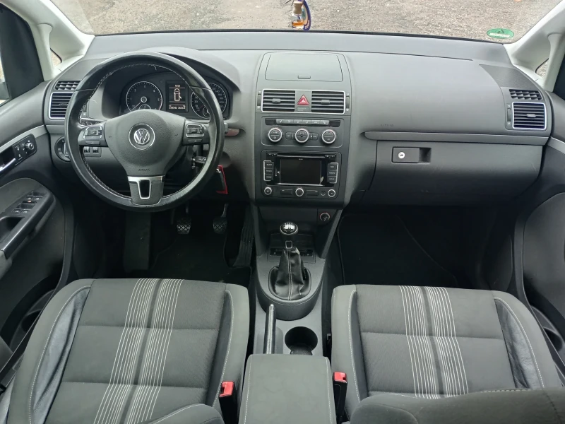 VW Touran TDI 2.0-140 ks PANORAMA NAVI EVRO 5 , снимка 11 - Автомобили и джипове - 48708626