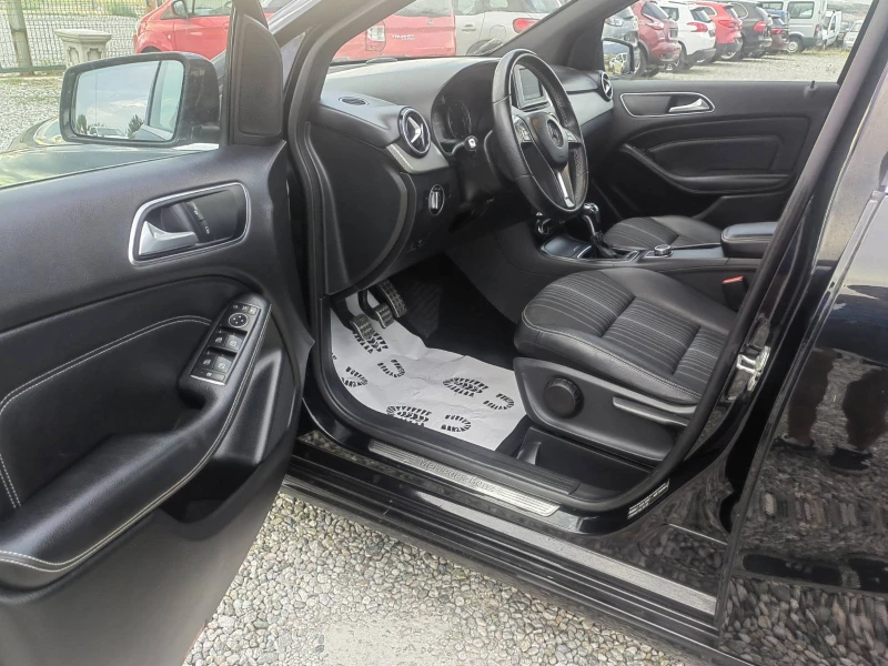 Mercedes-Benz B 180 2.0CDI, снимка 15 - Автомобили и джипове - 52316164