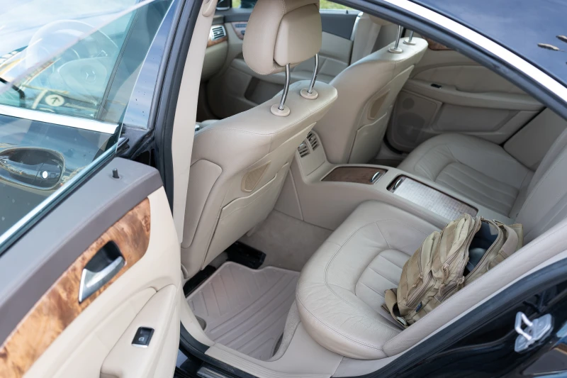 Mercedes-Benz CLS 350, снимка 10 - Автомобили и джипове - 52341187