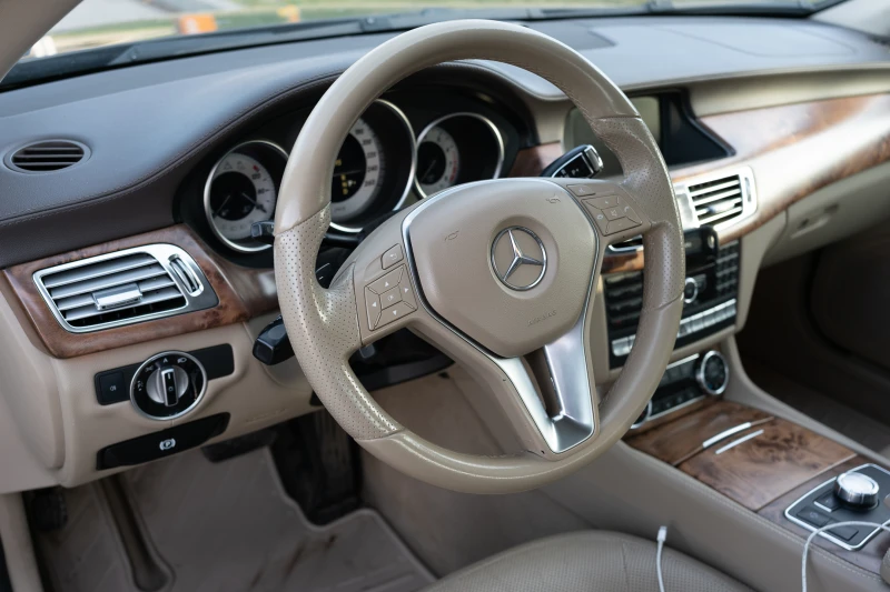 Mercedes-Benz CLS 350, снимка 9 - Автомобили и джипове - 52341187