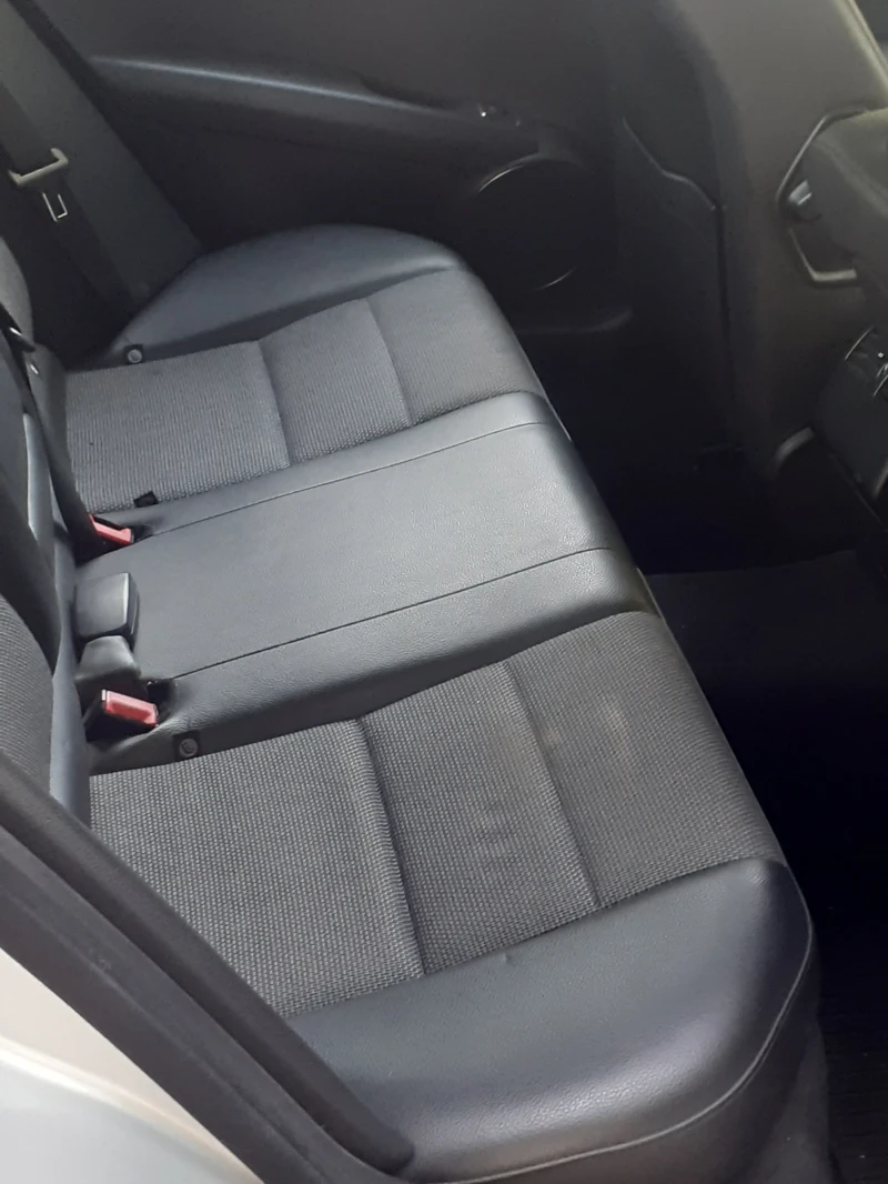 Mercedes-Benz C 220 2011г FACELIFT, снимка 7 - Автомобили и джипове - 52250535