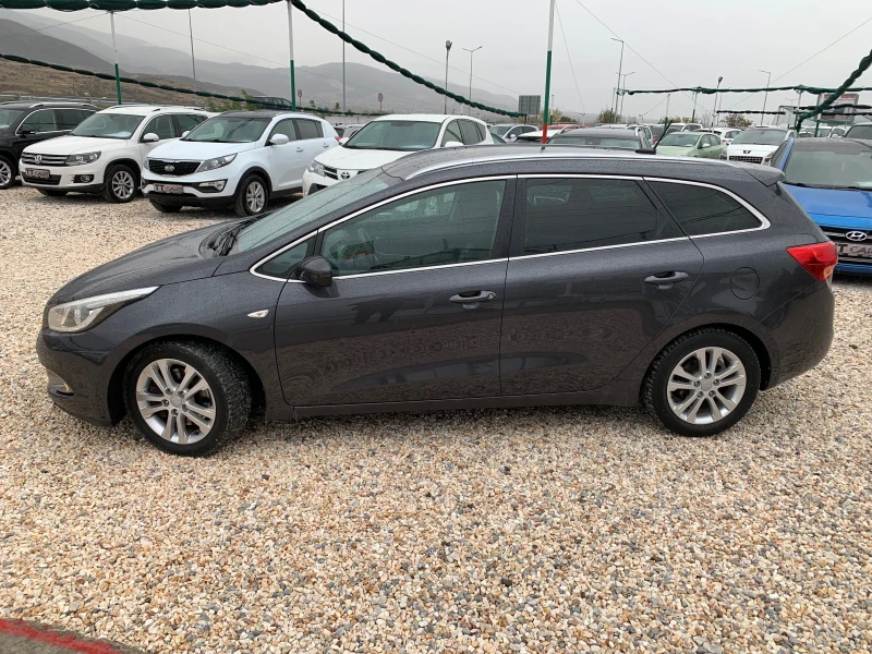 Kia Ceed 1.6D 128кс Нави, снимка 4 - Автомобили и джипове - 52299973