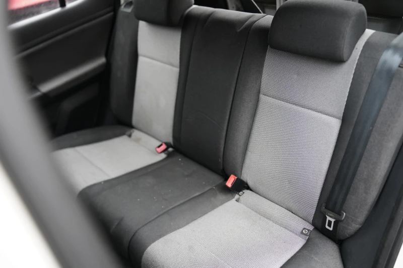 Skoda Fabia Fabia 1.6 TDI КАТАСТРОФИРАЛ, снимка 7 - Автомобили и джипове - 52559687