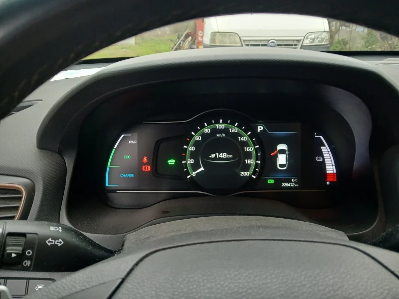 Hyundai Ioniq, снимка 13 - Автомобили и джипове - 52820510