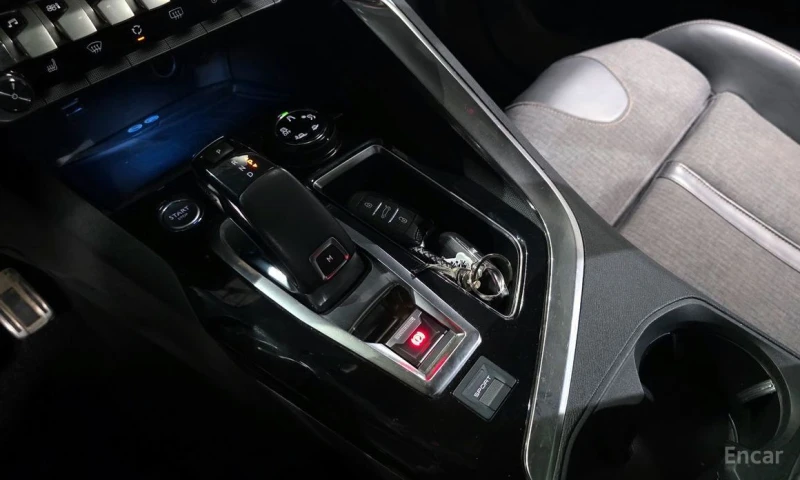 Peugeot 3008, снимка 9 - Автомобили и джипове - 53111215