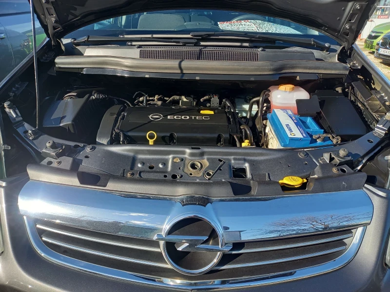 Opel Zafira КАТО НОВА, FACELIFT, ВСИЧКИ ЕКСТРИ, 1.8i 140 К.С, , снимка 9 - Автомобили и джипове - 53113159