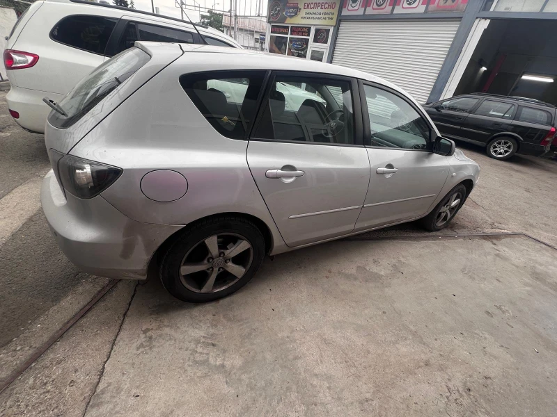 Mazda 3 1, 6 tdi, снимка 4 - Автомобили и джипове - 53264892
