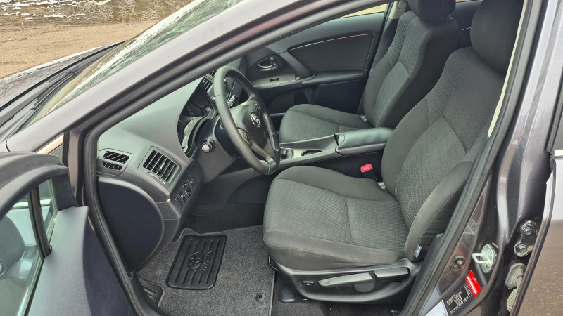 Toyota Avensis 2.0d4d 126 к.с. Германия, снимка 9 - Автомобили и джипове - 53428658