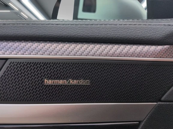 VW Arteon R Shooting Brake 4Motion = R-Line = �������� | Mobile.bg � ����������� 5