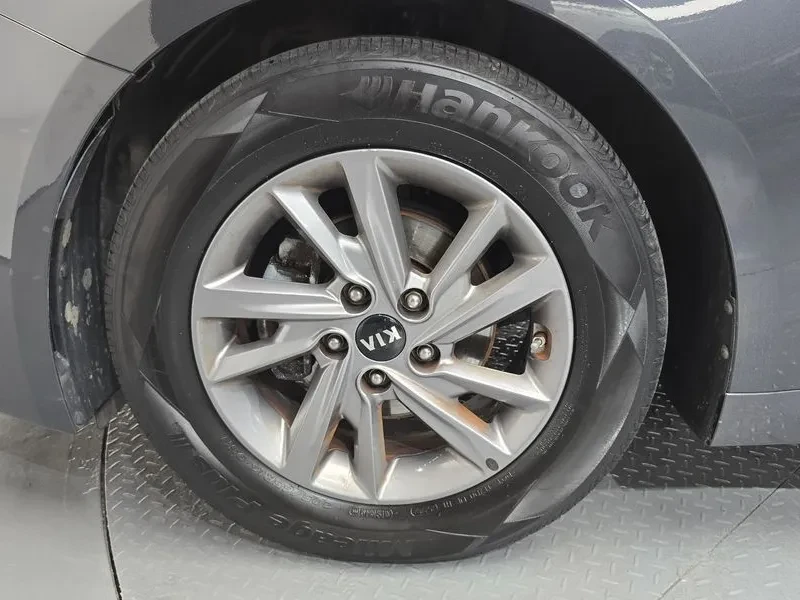 Kia K5 2.0 Luxury - САМО 30% АВАНС, снимка 5 - Автомобили и джипове - 55796072