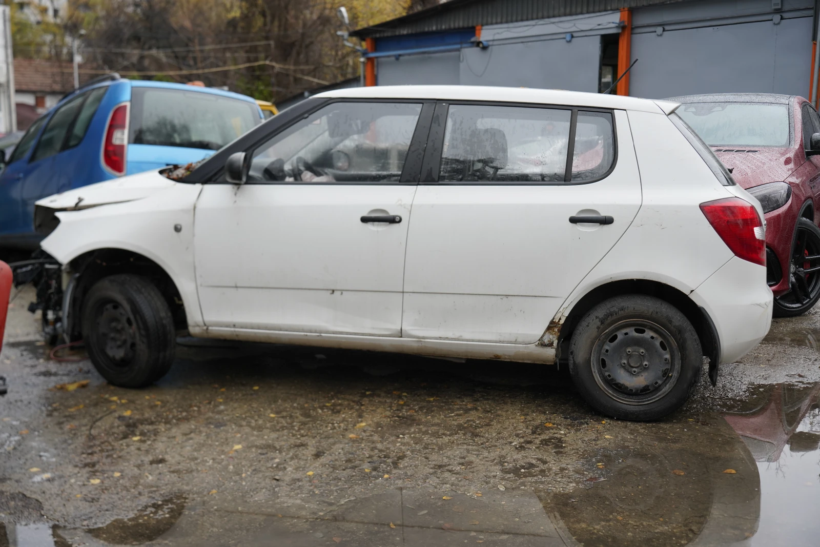 Skoda Fabia Fabia 1.6 TDI КАТАСТРОФИРАЛ, снимка 1