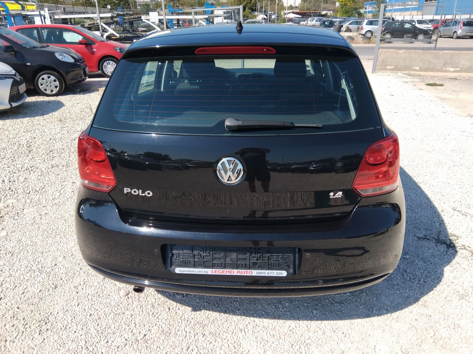 VW Polo 1.4i 156000км, СТАРИЯ МОТОР  - изображение 9