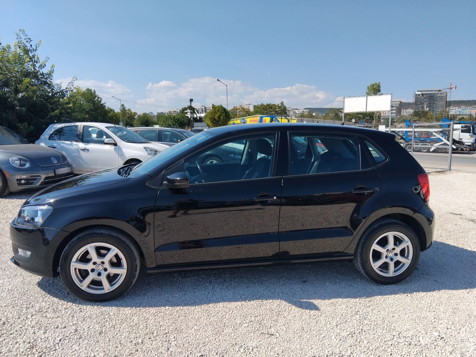 VW Polo 1.4i 156000км, СТАРИЯ МОТОР  - изображение 4