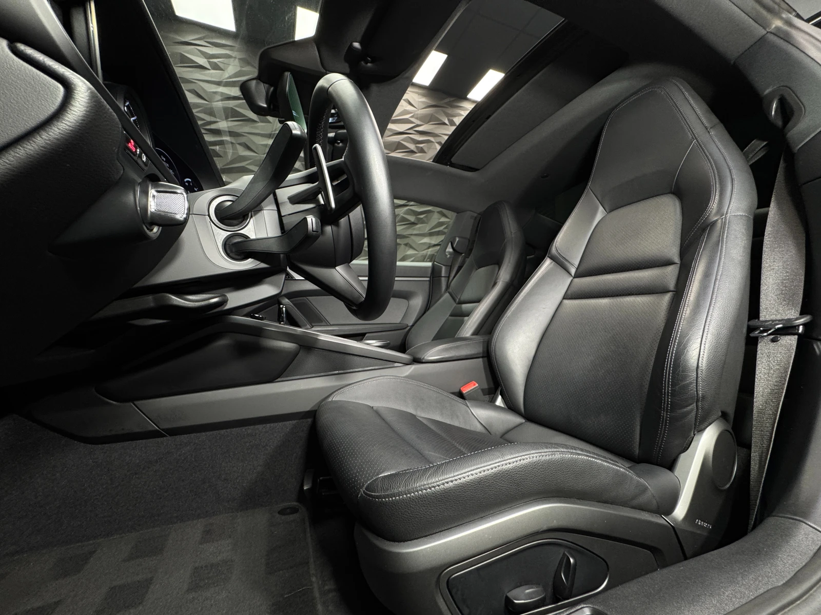 Porsche 911 Carrera Подгрев* Шибидах - изображение 7