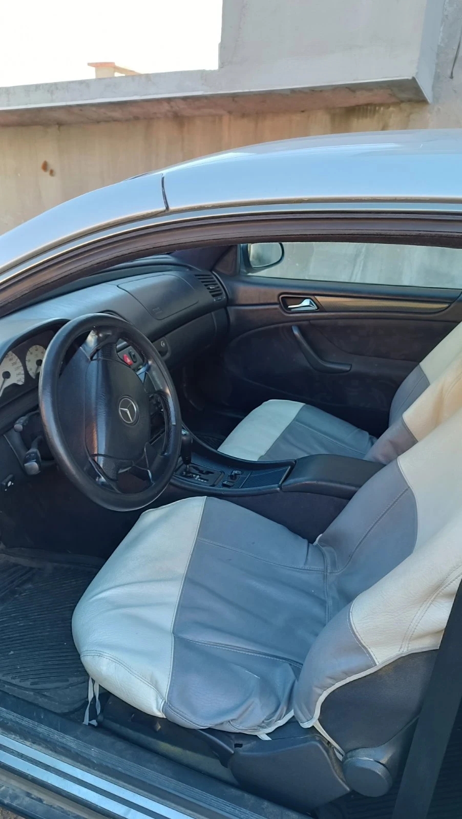 Mercedes-Benz CLK Компресор 230 спорт - изображение 5