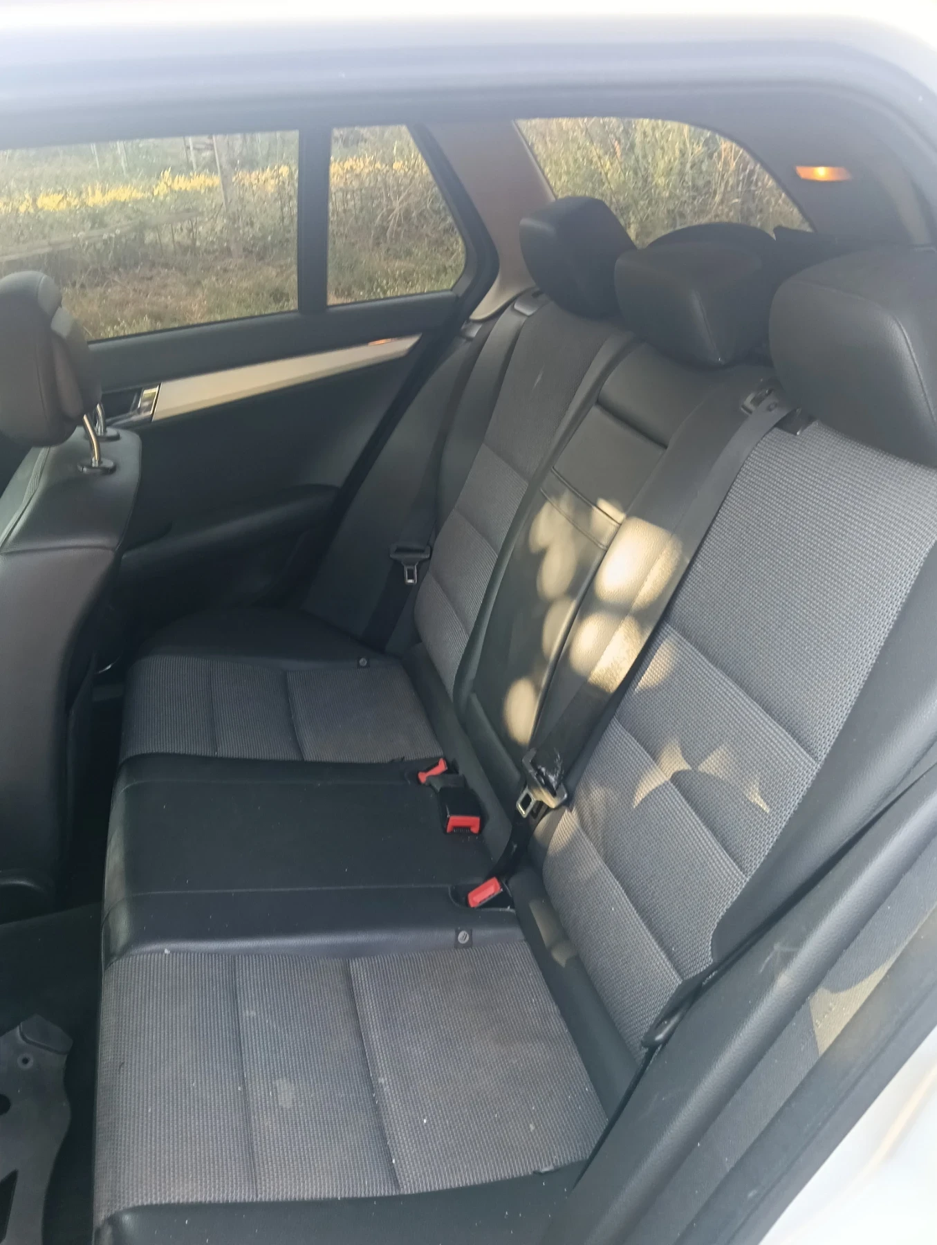 Mercedes-Benz C 320  - изображение 6