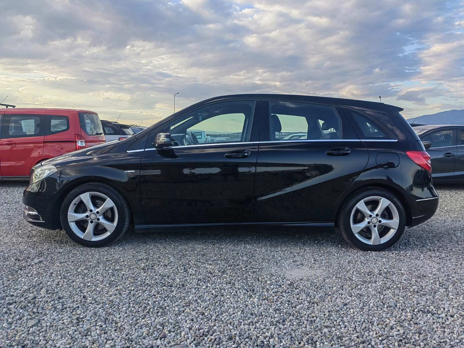 Mercedes-Benz B 180 2.0CDI - изображение 5