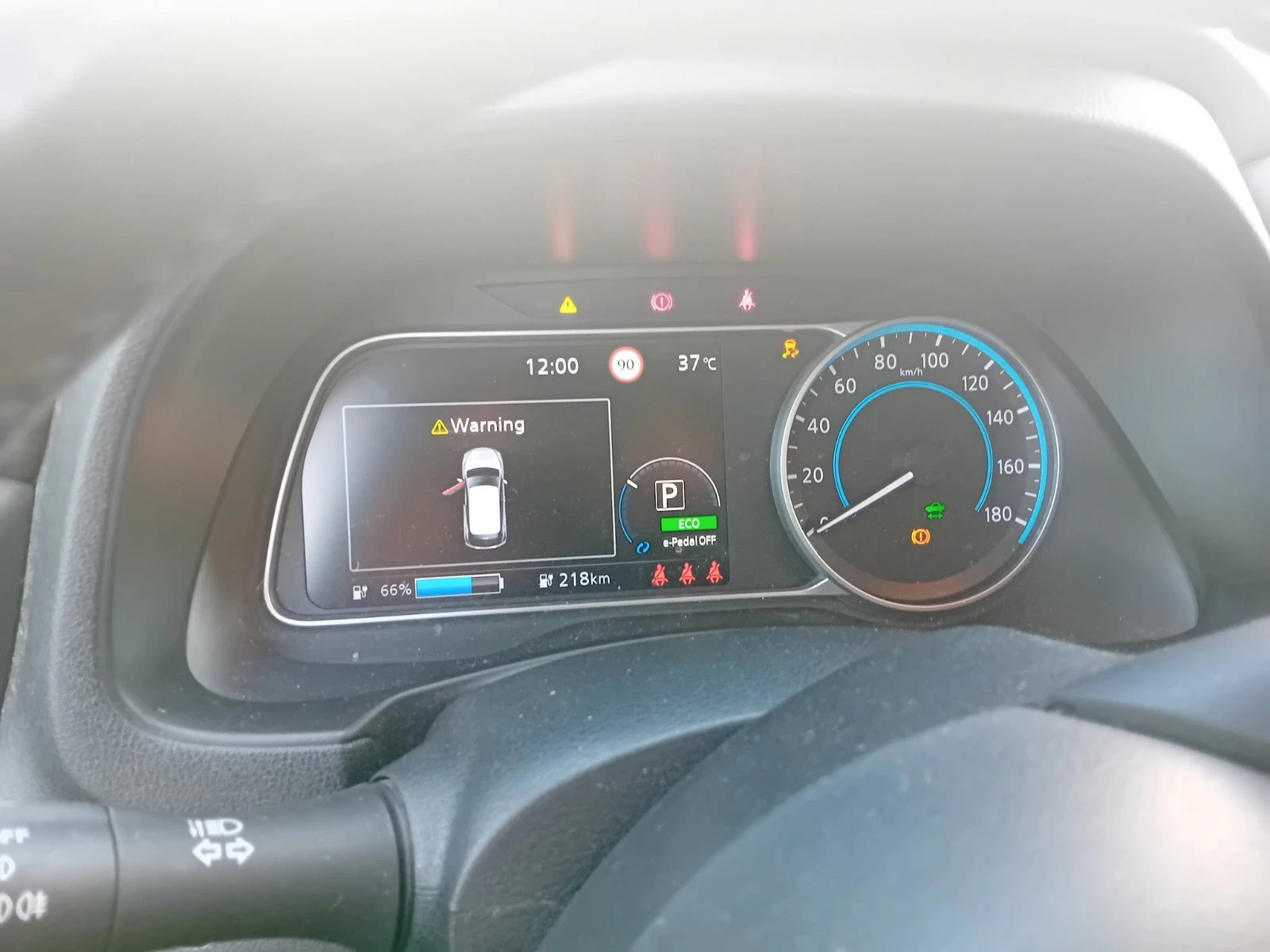 Nissan Leaf  ELEKTRIK EDITION 62KW - изображение 9