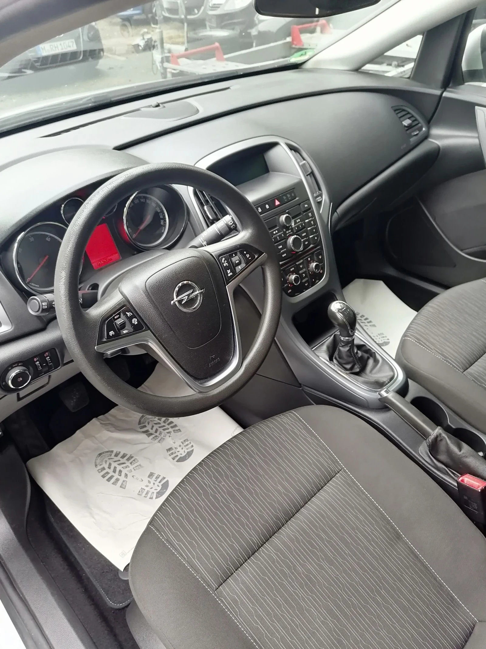 Opel Astra 1.7 дизел  - изображение 3