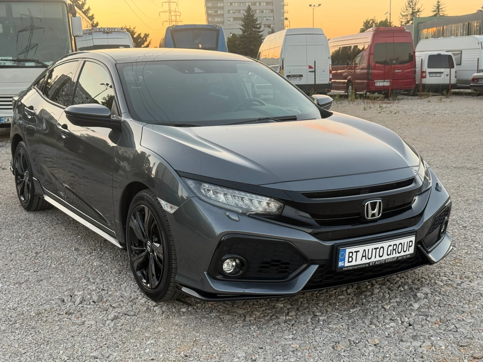 Honda Civic 1.5 V-TEC Executive  | Mobile.bg — изображение 1
