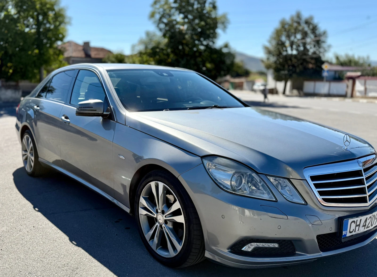 Mercedes-Benz E 220 | Mobile.bg — изображение 3