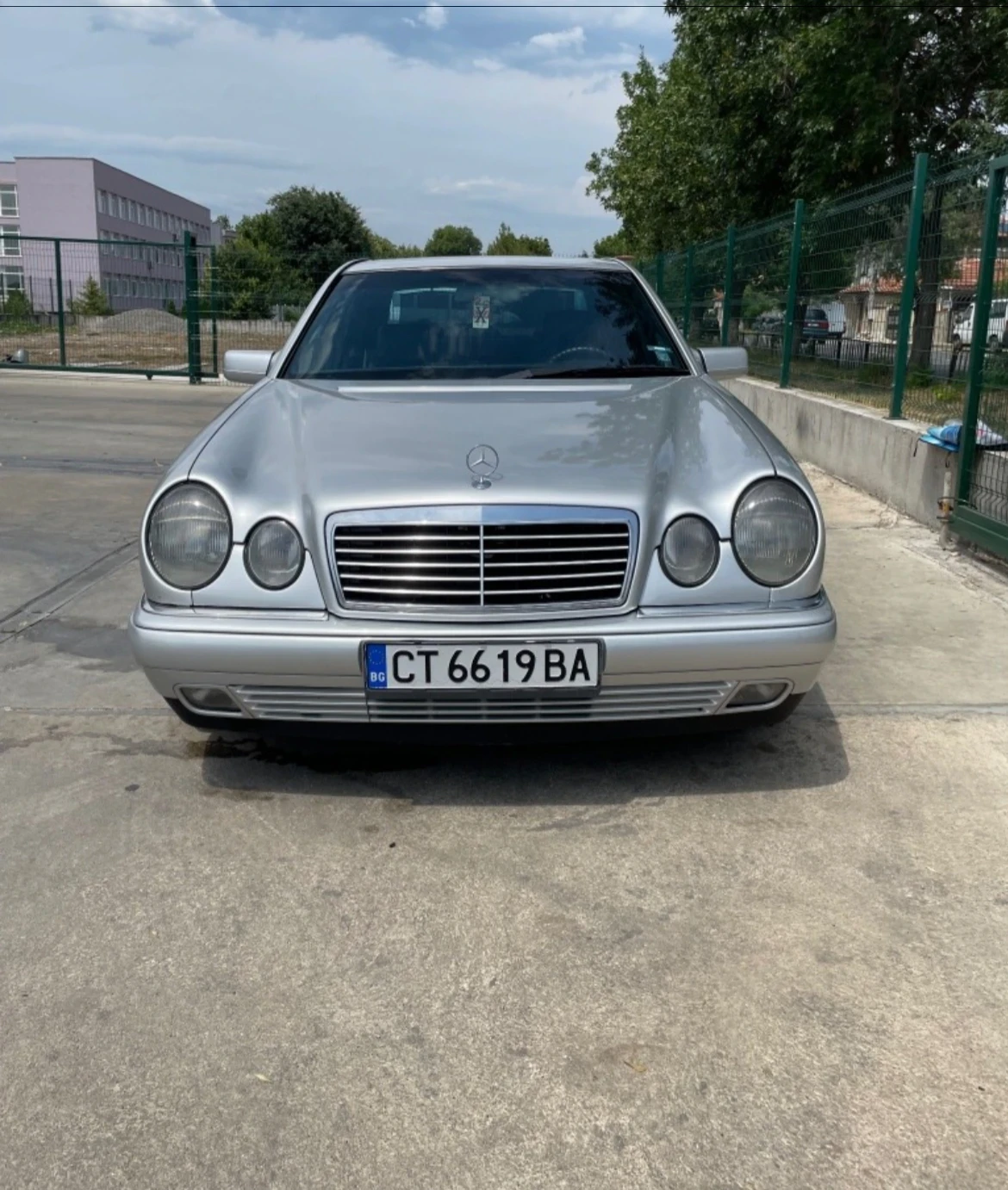 Mercedes-Benz E 300 | Mobile.bg — изображение 2