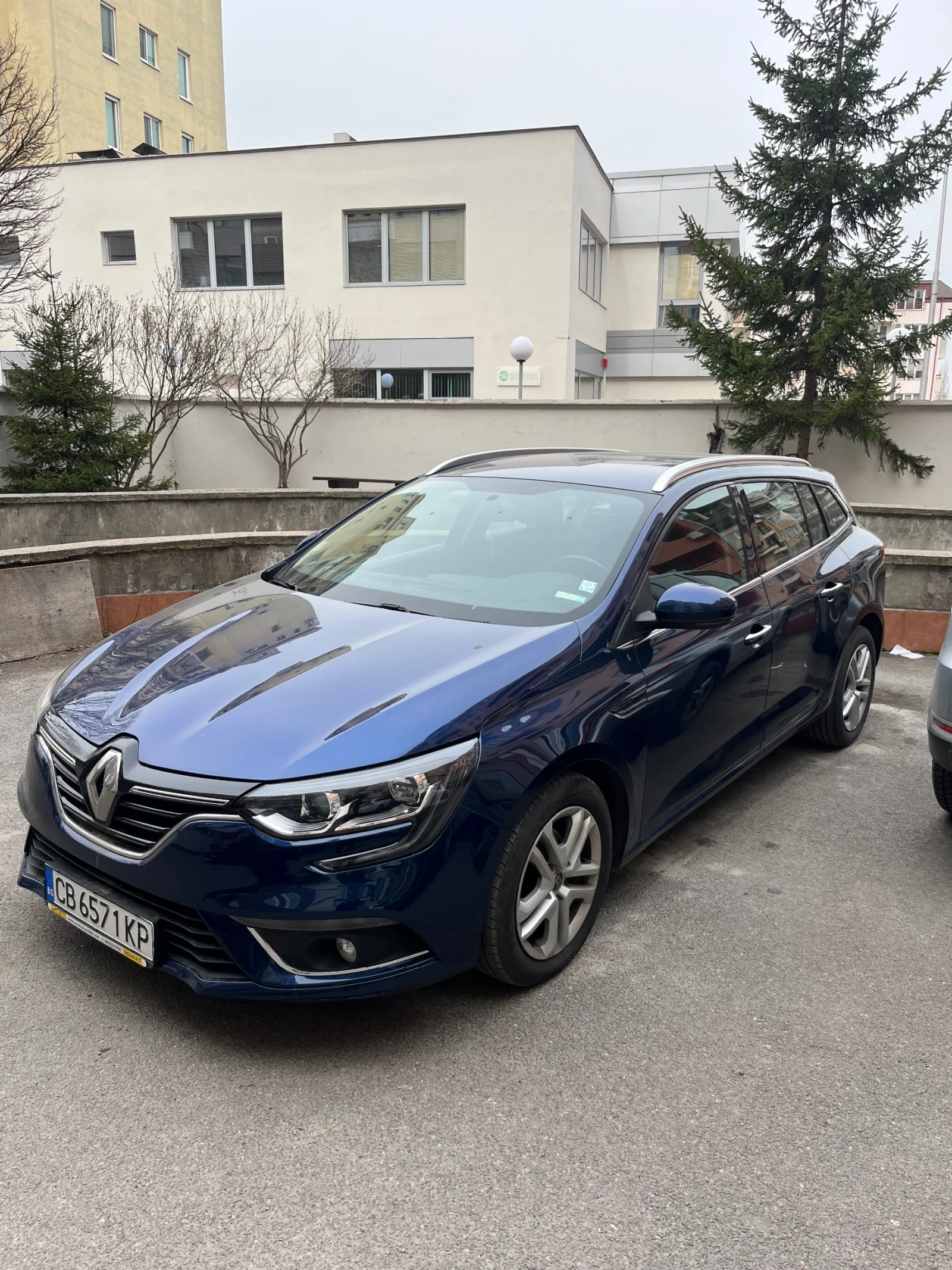 Renault Megane, снимка 2 - Автомобили и джипове - 53282369
