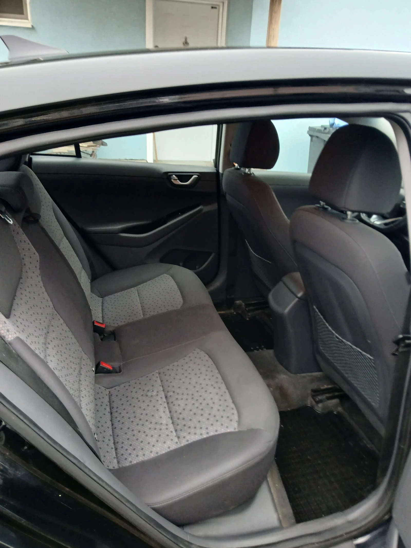 Hyundai Ioniq  - изображение 9