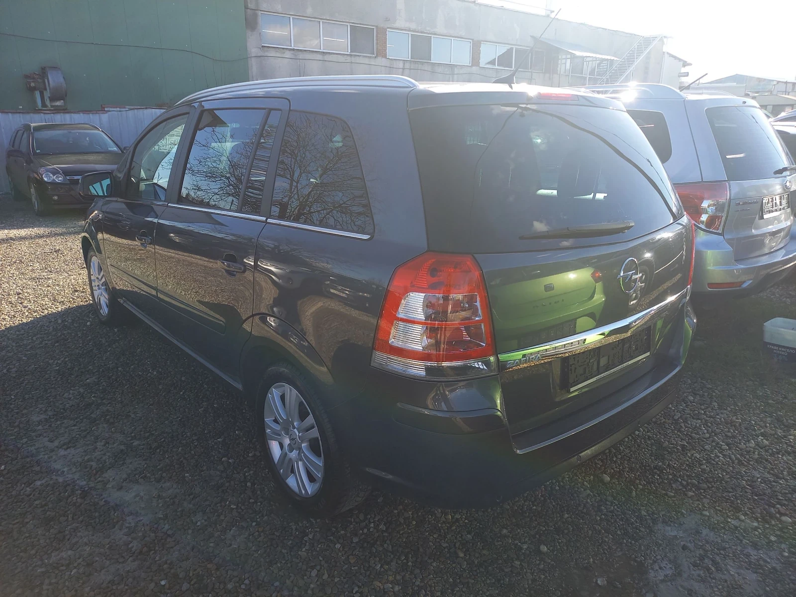 Opel Zafira КАТО НОВА, FACELIFT, ВСИЧКИ ЕКСТРИ, 1.8i 140 К.С,  - изображение 6
