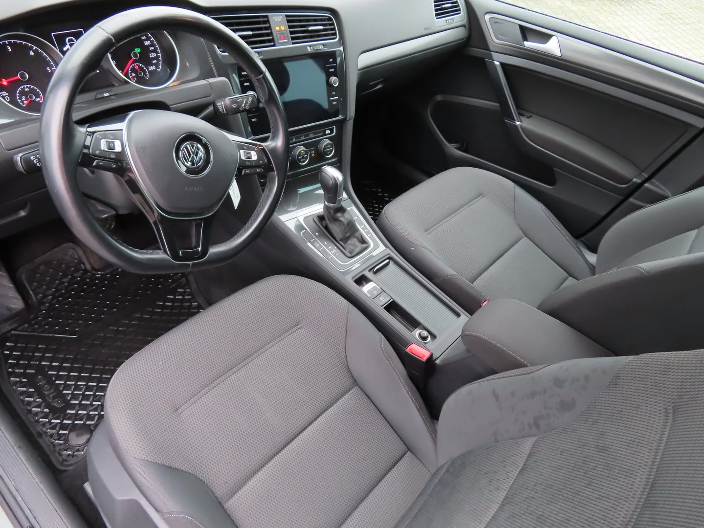 VW Golf Comfortline 1.6TDI BMT | Mobile.bg � ����������� 4