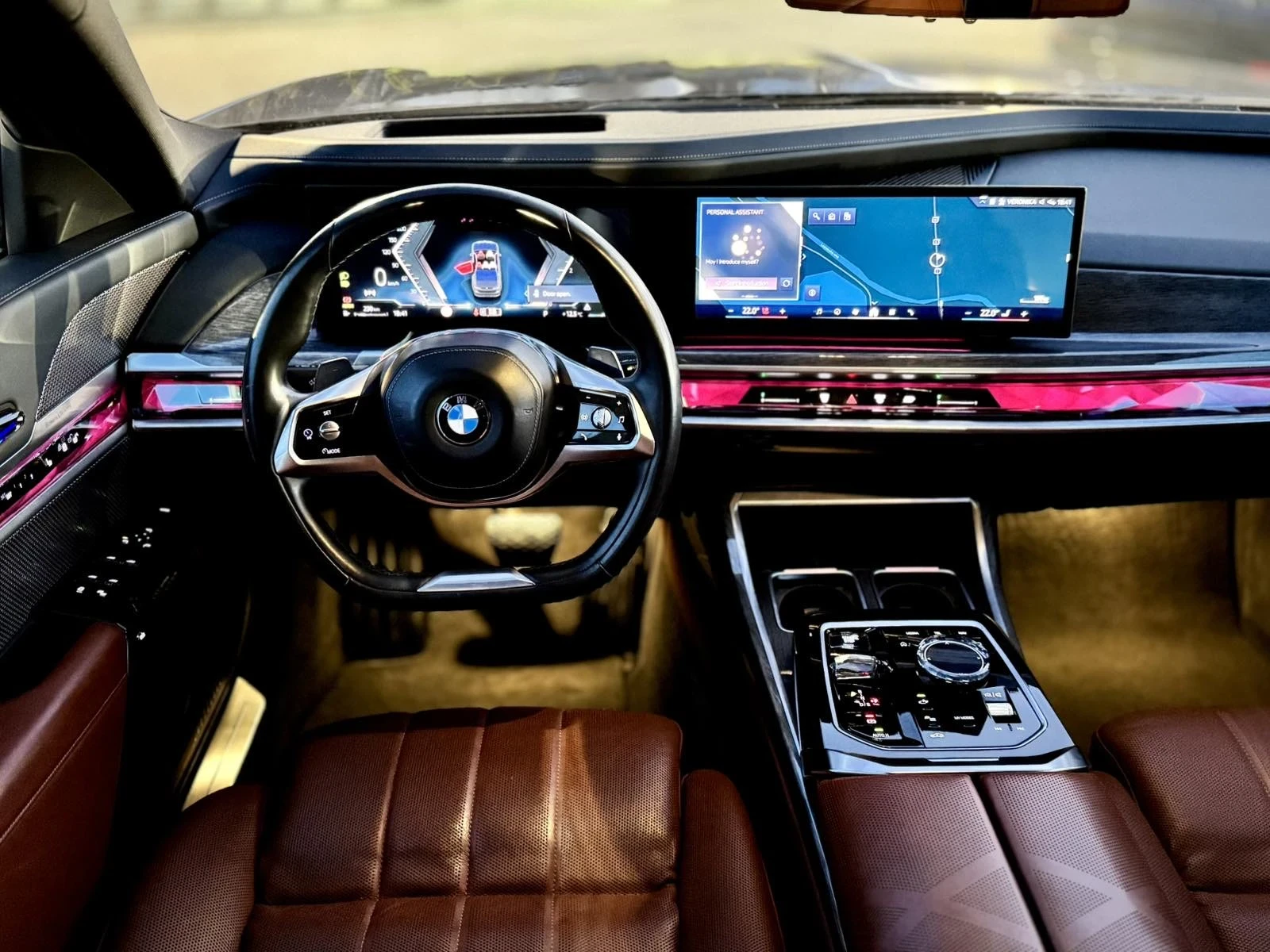 BMW 740 Crystal Long individual , снимка 11 - Автомобили и джипове - 53786353