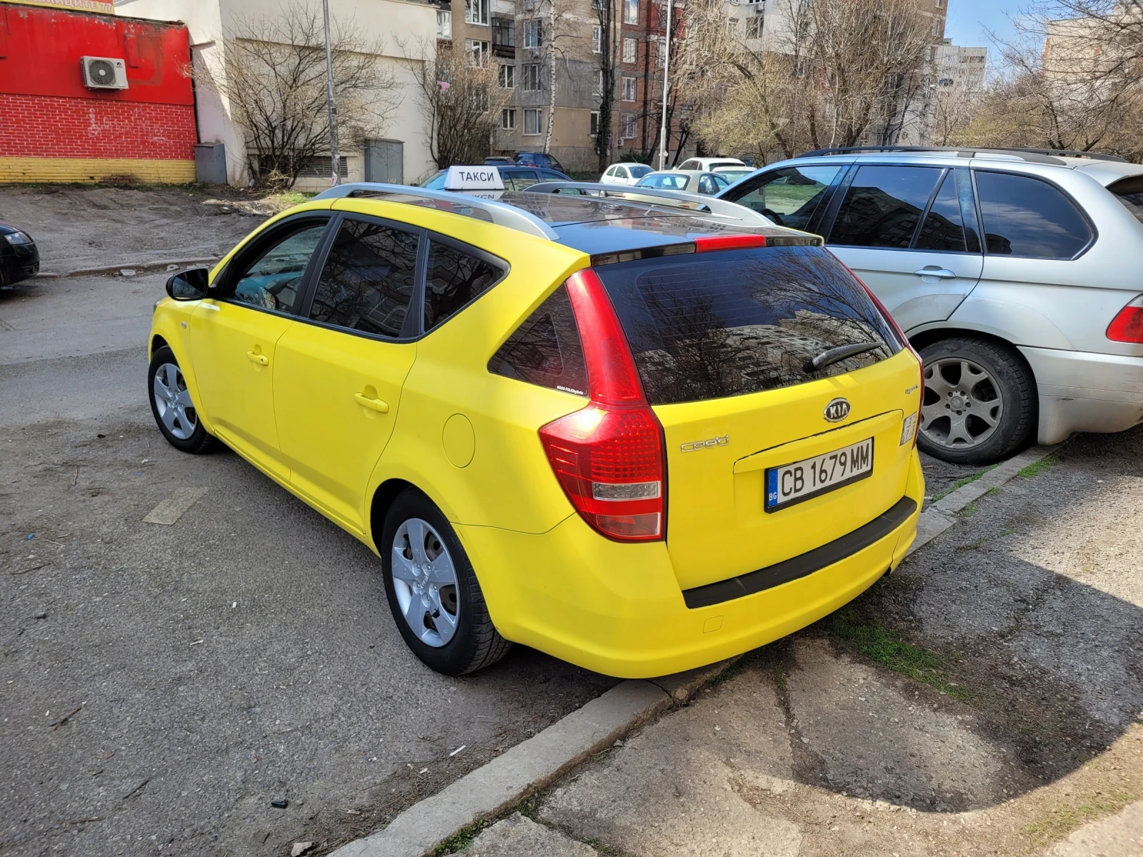 Kia Ceed 1400, снимка 6 - Автомобили и джипове - 53861244