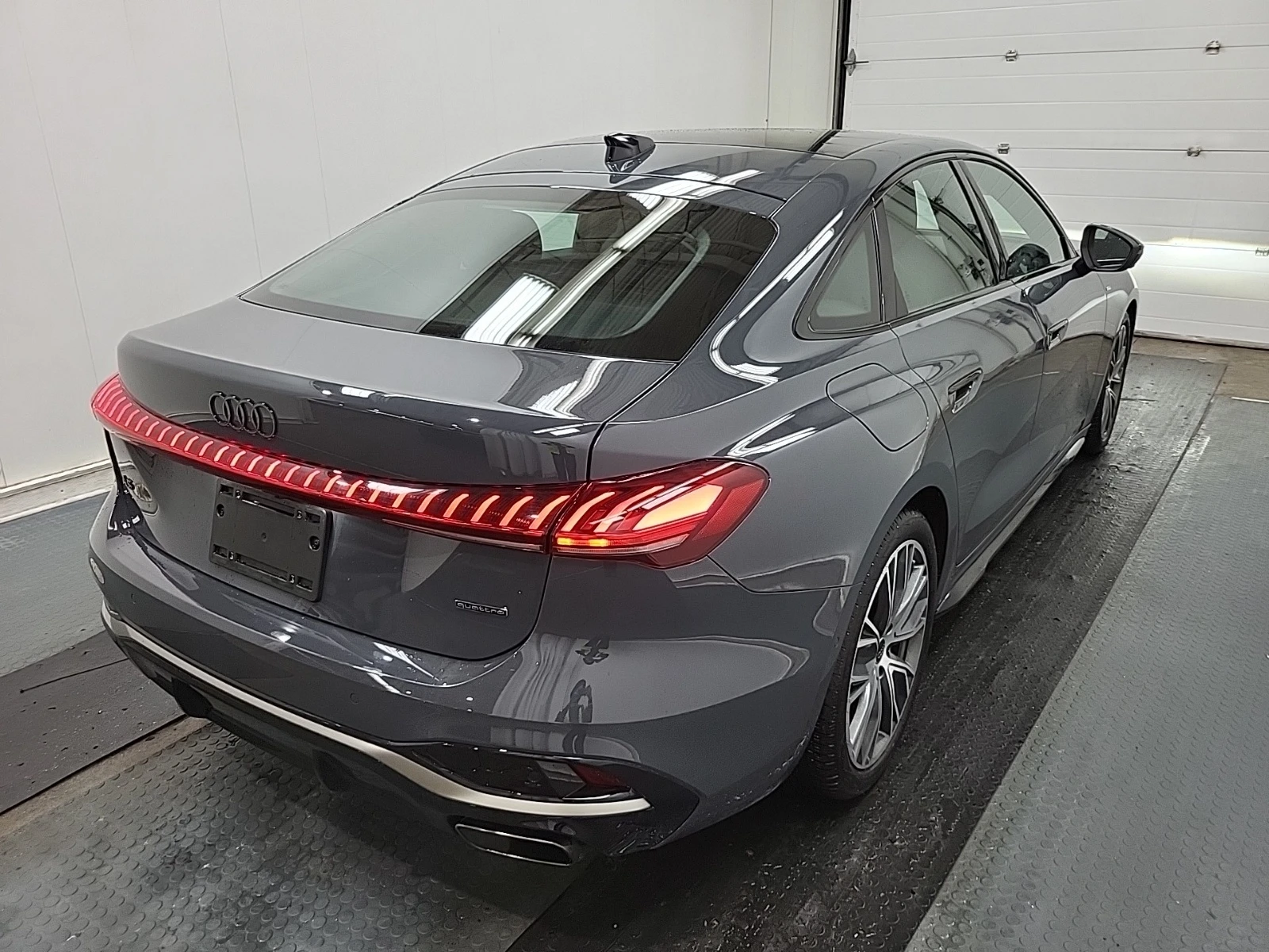 Audi A5 S LINE  * * CARFAX * * АВТО КРЕДИТ * * , снимка 3 - Автомобили и джипове - 54034190