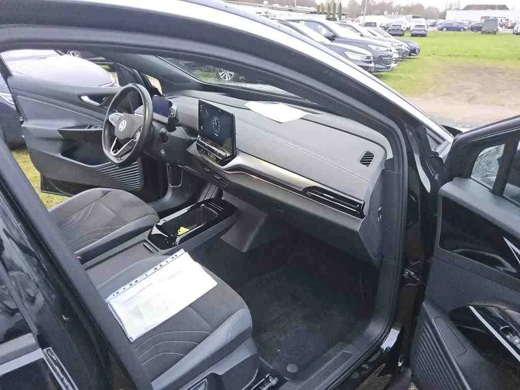 VW ID.4 Pro Performance Pano/Memory/Tow/Camera, снимка 3 - Автомобили и джипове - 54071411