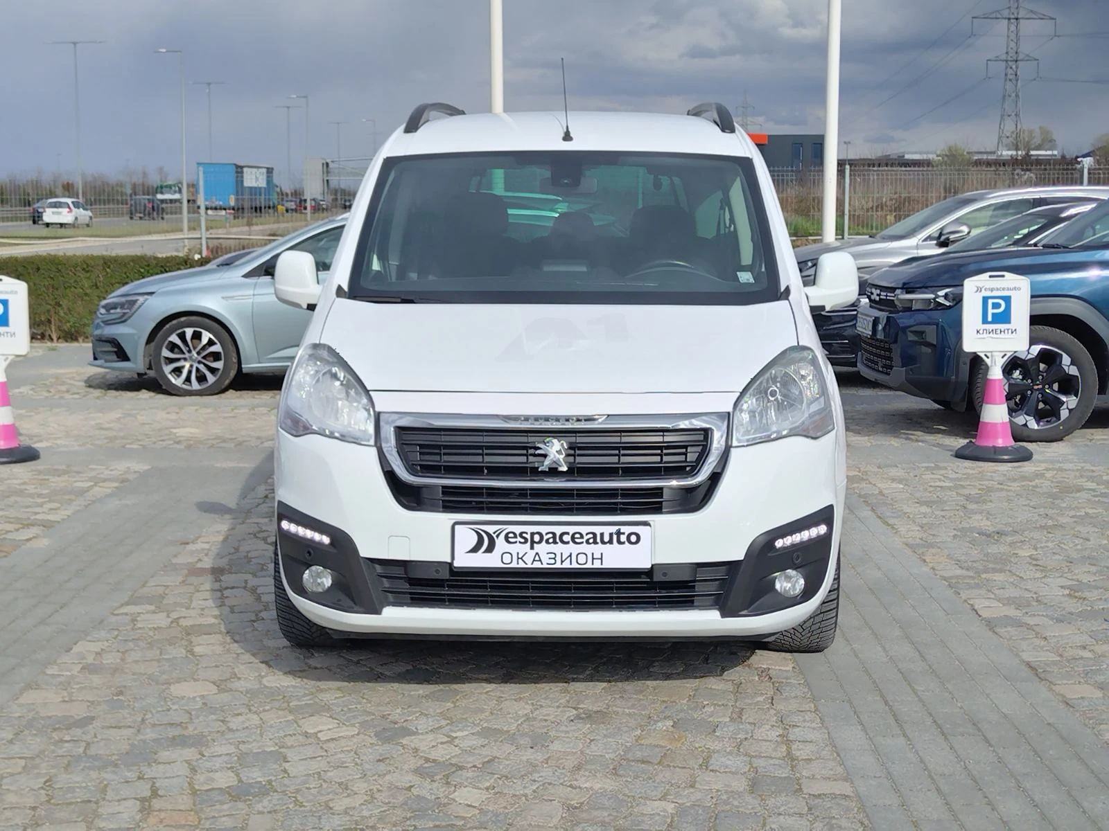 Peugeot Partner 1.6 HDI/120к.с., снимка 2 - Автомобили и джипове - 54149095