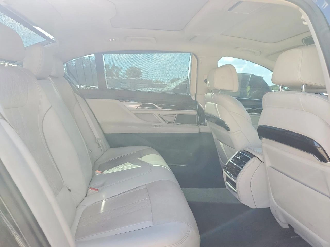 BMW 740 3.0l I, снимка 10 - Автомобили и джипове - 55158689