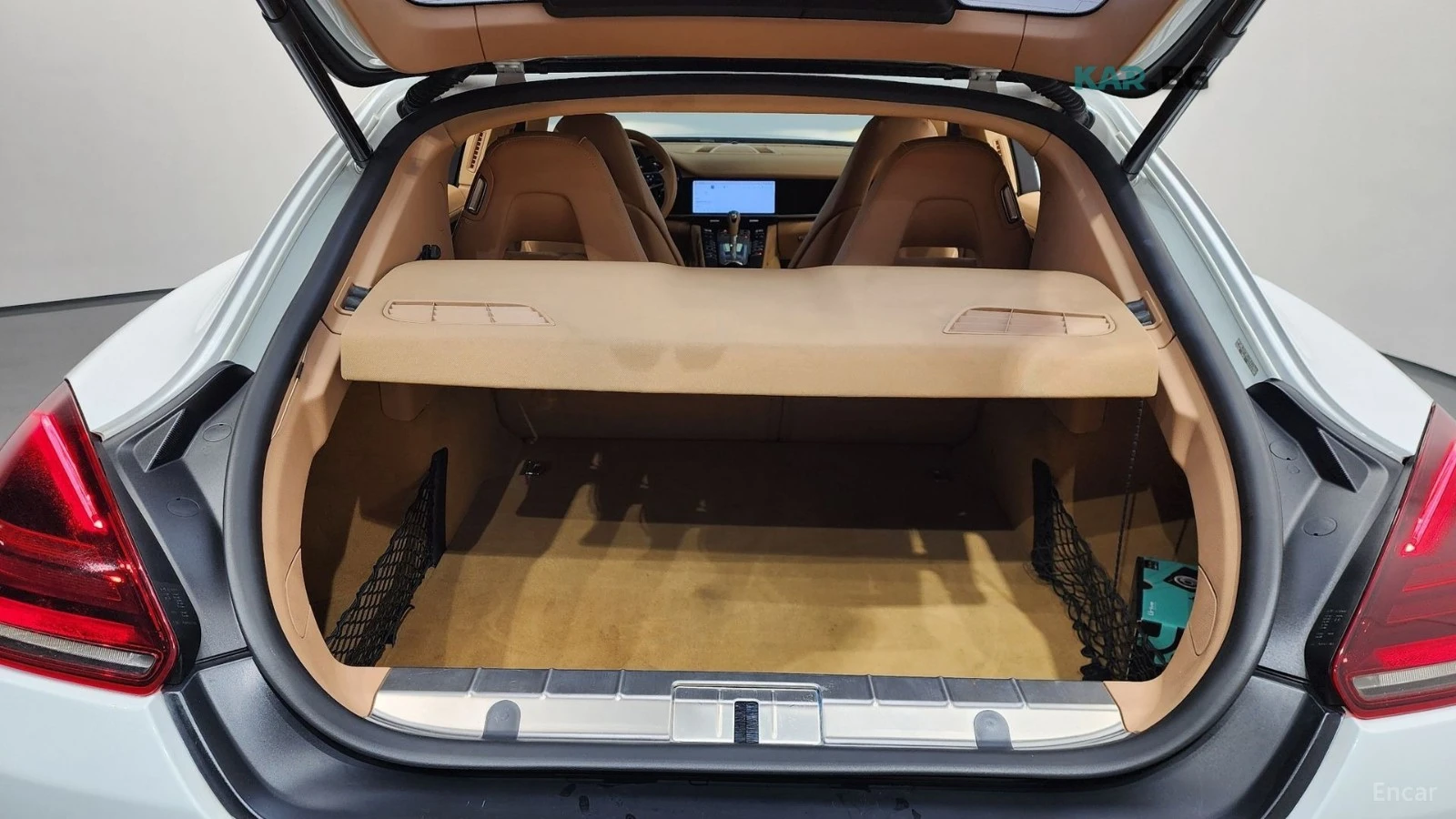 Porsche Panamera DIESEL Автокредит Цена до България, снимка 15 - Автомобили и джипове - 55211472