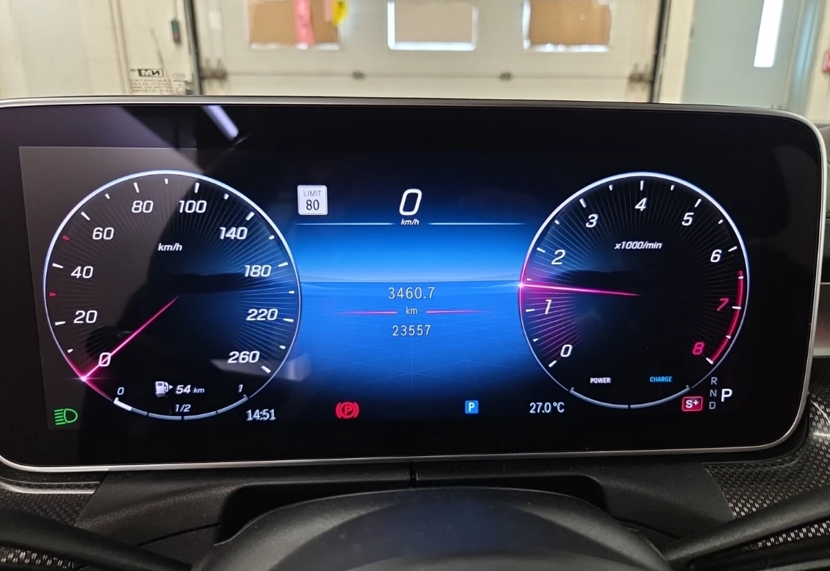 Mercedes-Benz C 300 AMG Line| 4matic| 360Cam| 23k км| НОВА, снимка 11 - Автомобили и джипове - 55226496